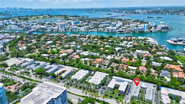 Building Photo - 10178 Collins Ave