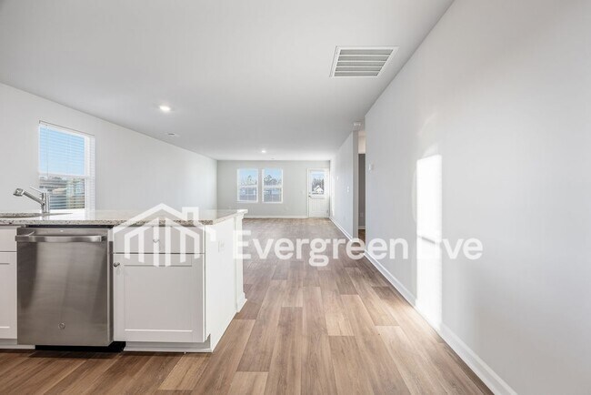 Building Photo - 1708 King Oaks Lp