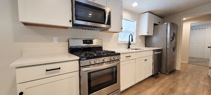 Building Photo - 1130 Valley Manor Ct