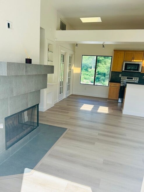 Building Photo - 47 Grenada St