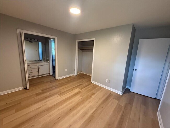 Building Photo - 508 Castile Dr