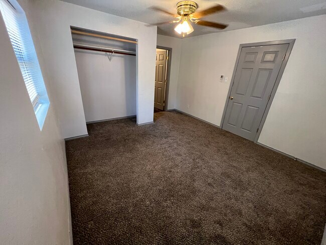 Bed 3 - 610 Williams St