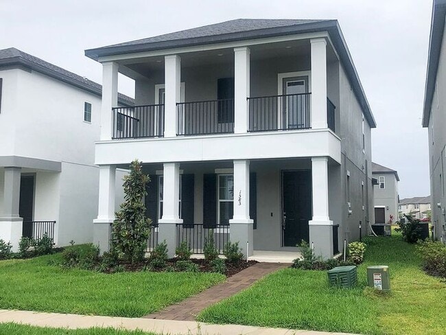 Primary Photo - Beautiful 3/2.5 Newly Appointed Home with ...