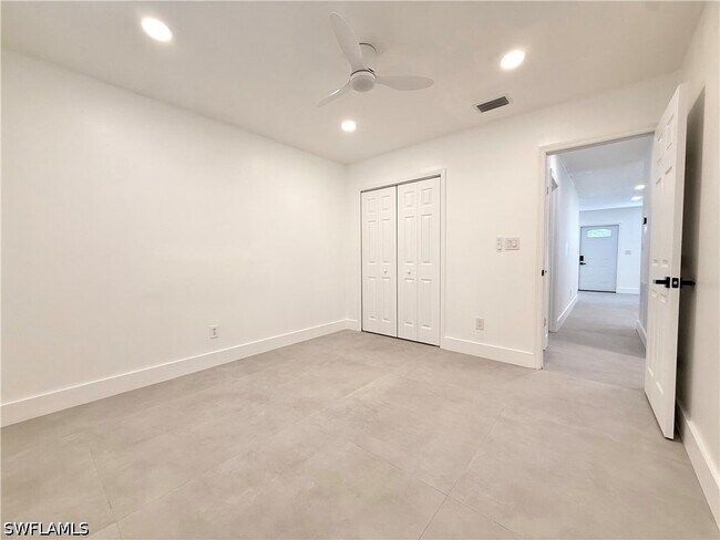 Building Photo - 773 105th Ave N