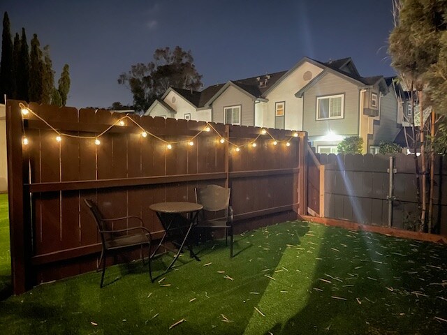 Building Photo - 2533 Judson St