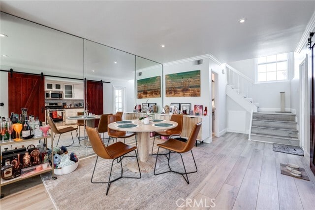 Building Photo - 884 Halyard