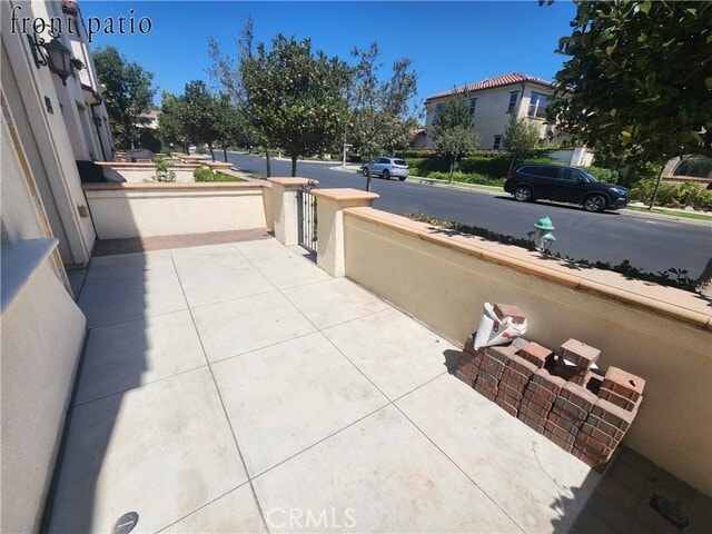 Building Photo - 423 La Floresta Dr
