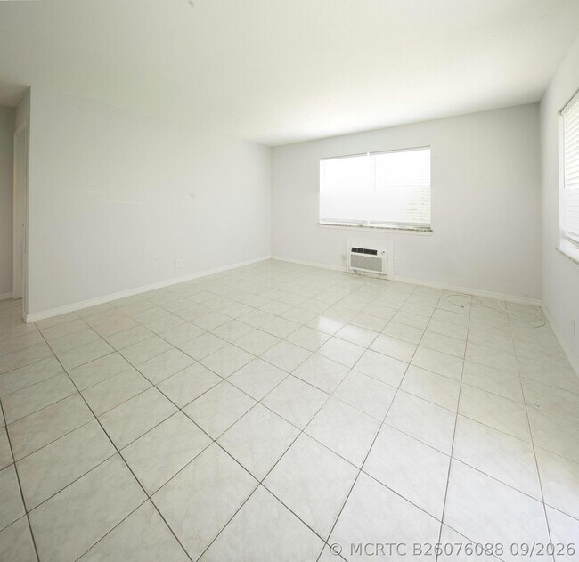 Building Photo - 216 Ocean Breeze