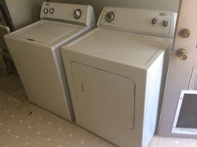 Building Photo - Single Family Residence in Havelock