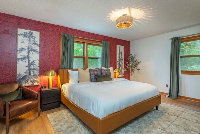 Building Photo - 36 Randall Dr