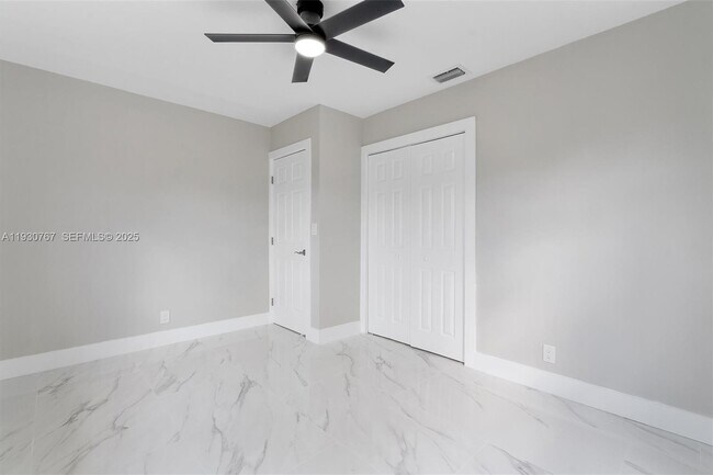 Building Photo - 1815 N 27th Ave