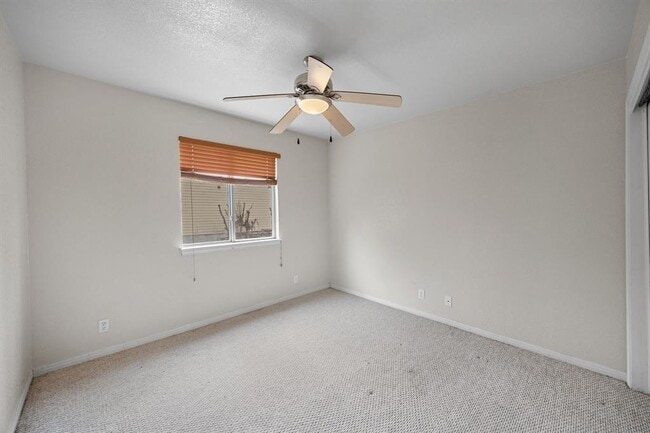 Building Photo - 1100 Silverton Ct