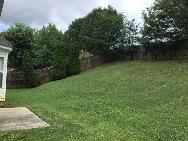 Building Photo - 5622 Falls Ridge Ln
