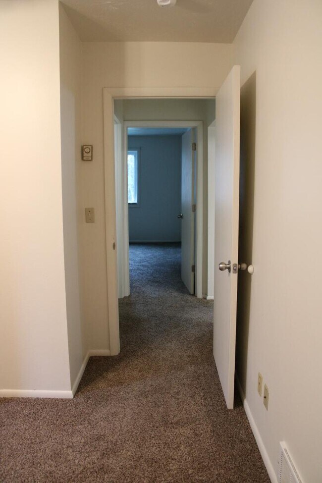 Building Photo - 372 I St