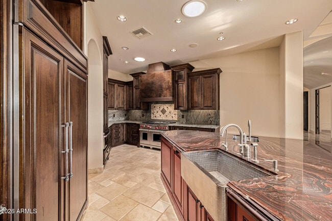 Building Photo - 8406 E Calle Buena Vista