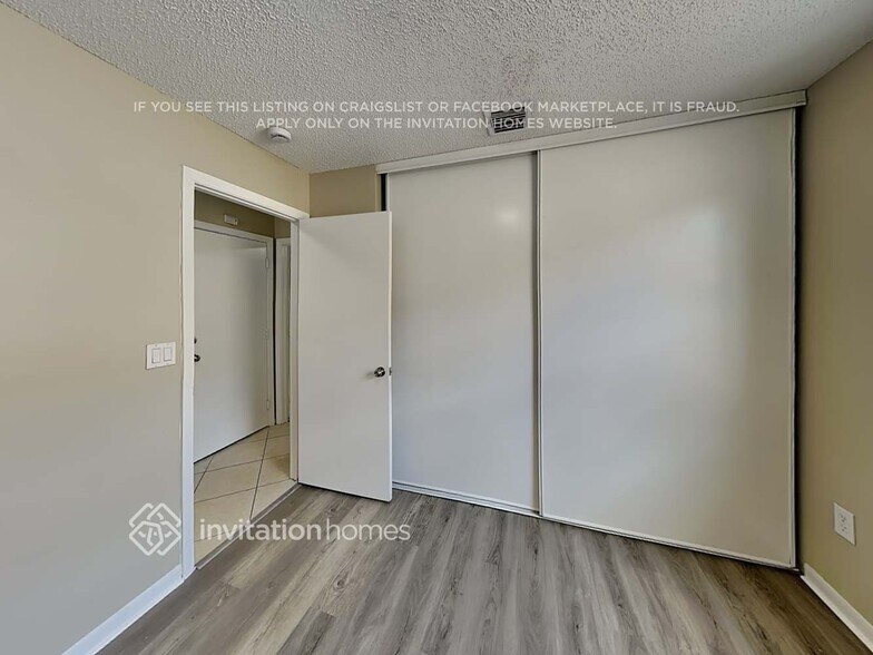 Building Photo - 15745 NW 16th Ct