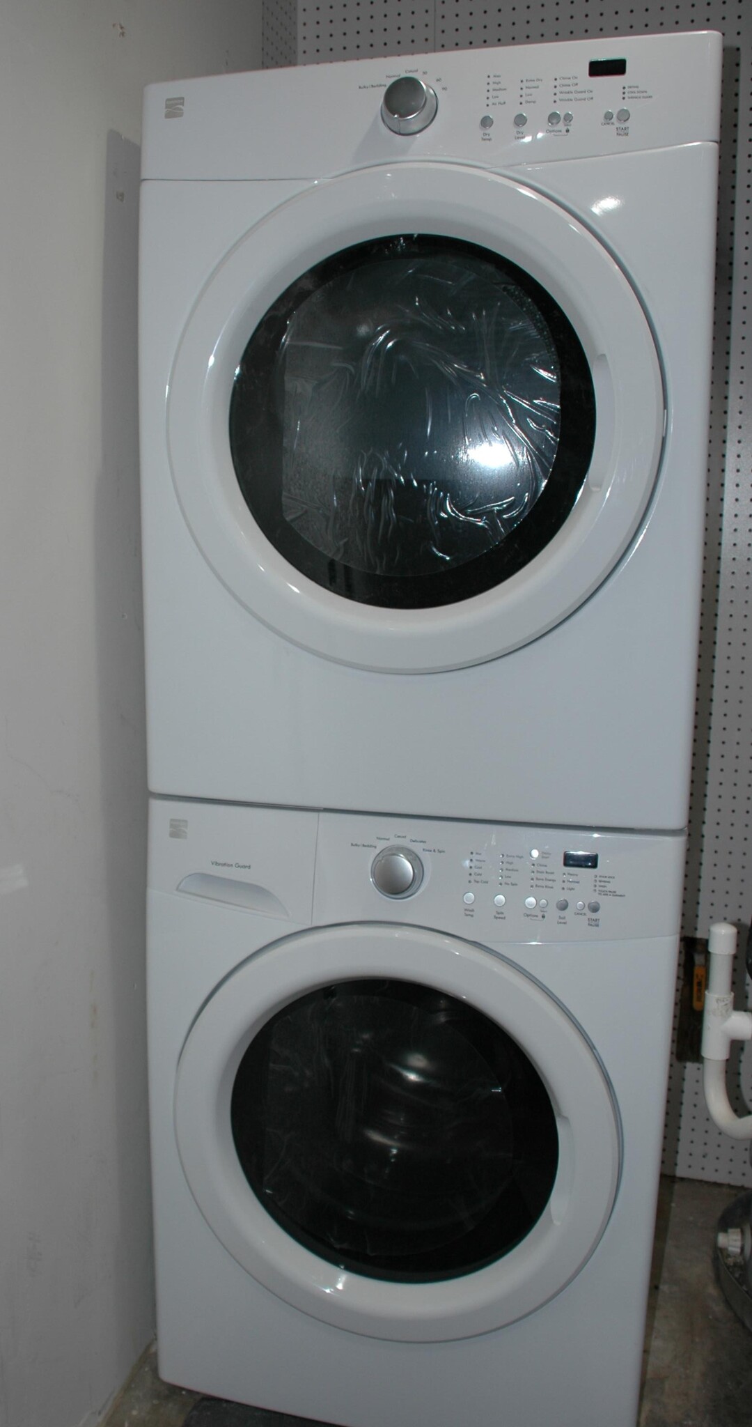 Laundry room - 1701 N Wayne St