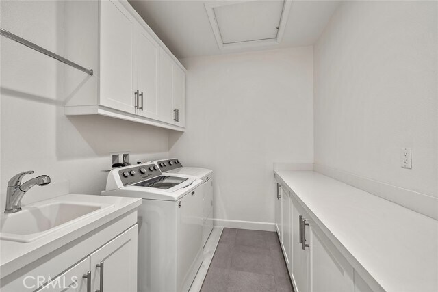 Building Photo - 77 English Saddle