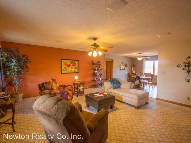 Building Photo - 25655 Watson Ln