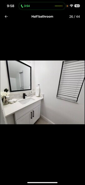 Building Photo - 415 Magnolia Ave