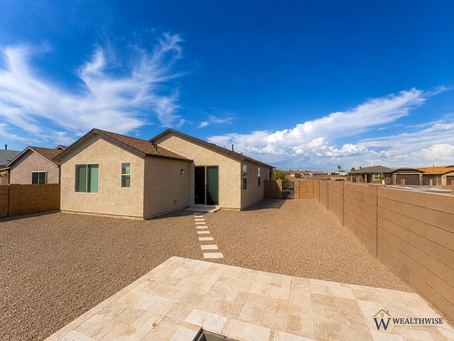 Building Photo - BEAUTIFULLY UPGRADED EXCEPTIONAL HOME WITH MOUNTAIN VIEWS IN SAGUARO HAVEN