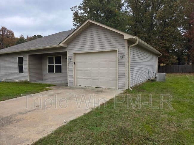 Building Photo - 12 Gold Meadow Loop