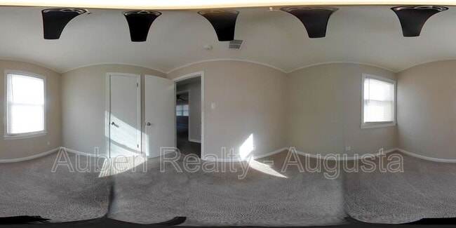 Building Photo - 2913 Hummingbird Ln