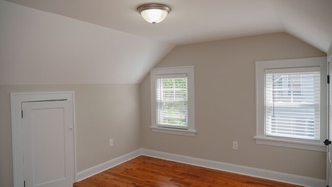 Building Photo - 736 Haxtun Ave