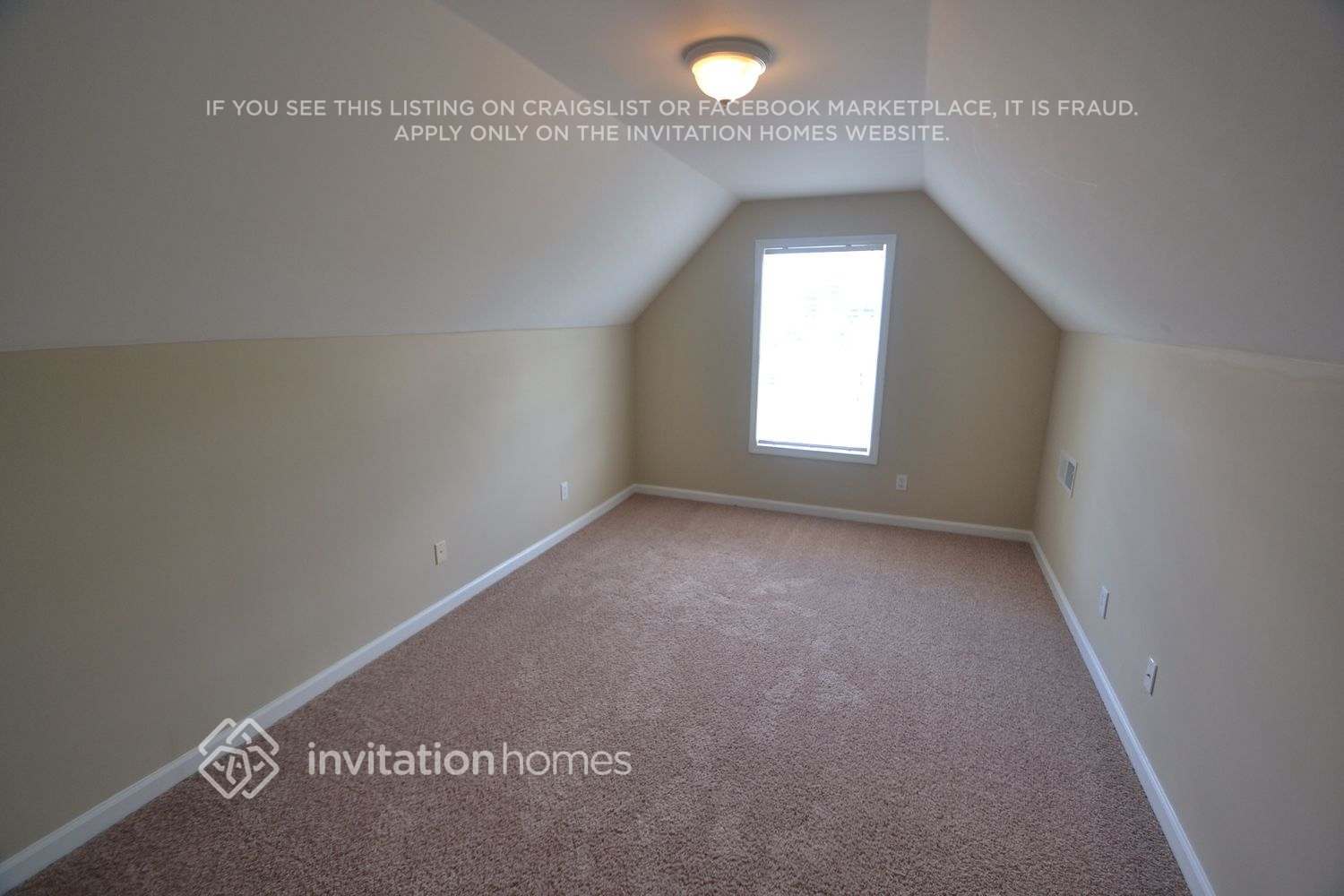 Building Photo - 1970 Winnstead Pl