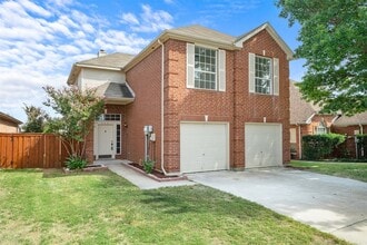 Building Photo - 945 Azalia Dr