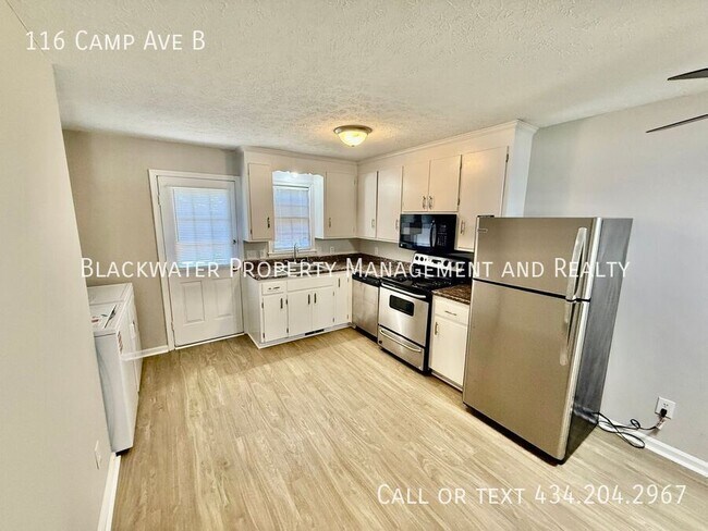 Building Photo - 116 Camp Ave