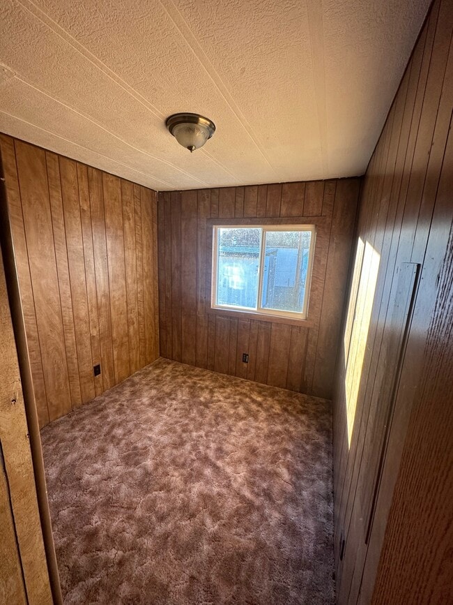 Building Photo - 1683 Birch St