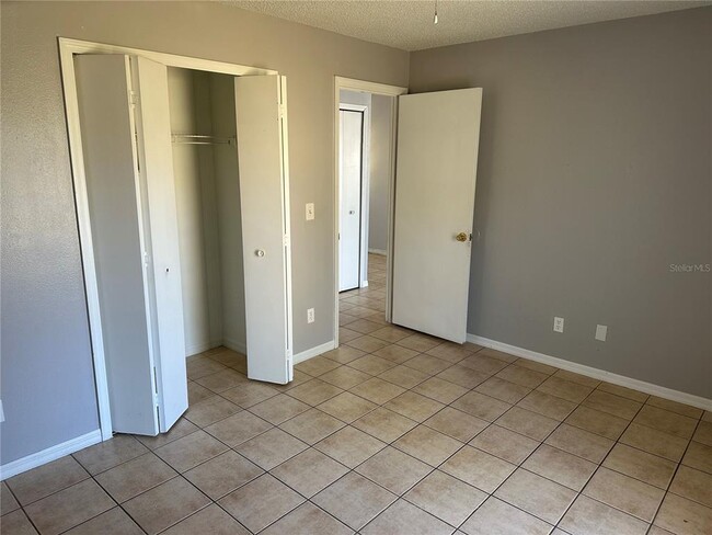 Building Photo - 1207 Upstreet Ct