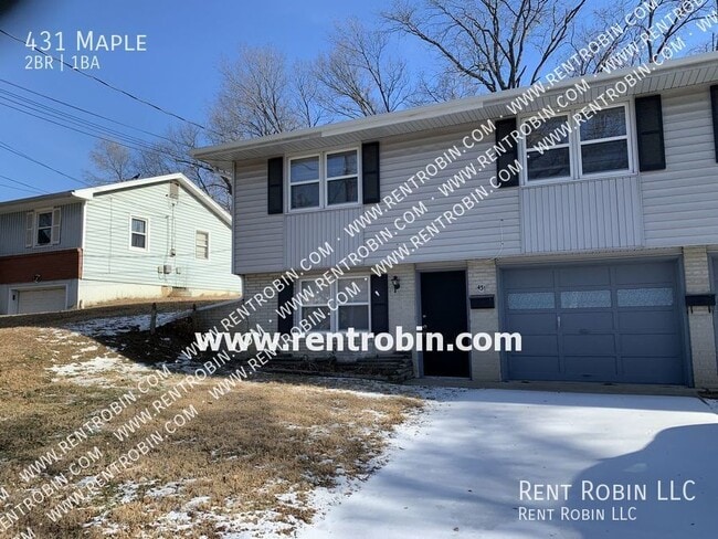 Building Photo - 431 Maple-
