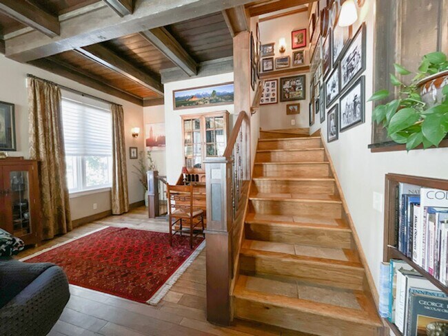 Building Photo - Enjoy Summer in Historic Breckenridge, Walk to Main Street! Bring your dog!