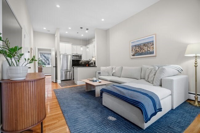 Building Photo - 416 Columbus Ave