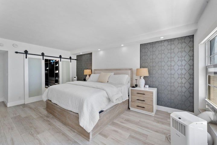 Building Photo - 3750 Galt Ocean Dr