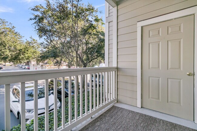 Building Photo - 1600 Long Grove Dr