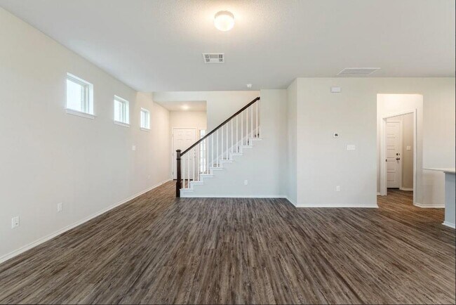 Building Photo - 3651 Sandy Brook Dr