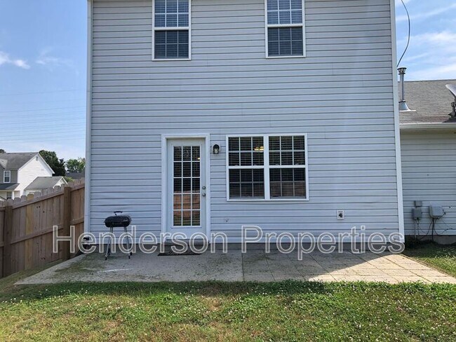 Building Photo - 2620 Wind Song Ct