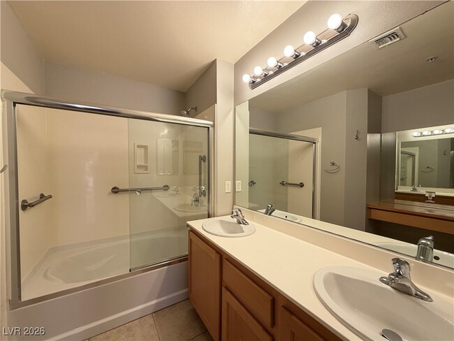 Building Photo - 23 E Agate Ave