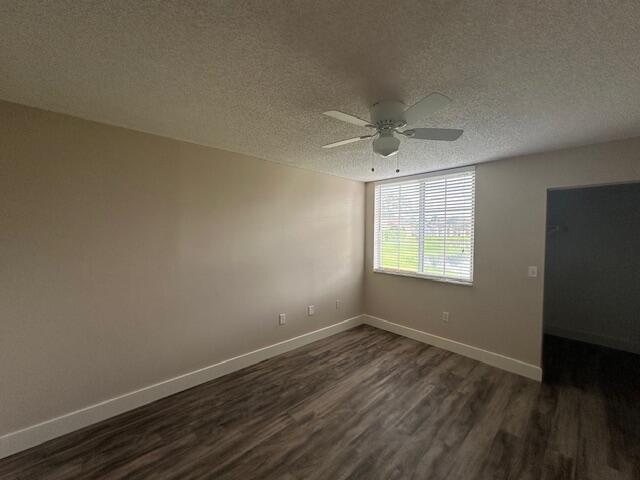 Building Photo - 7824 Sonoma Springs Cir