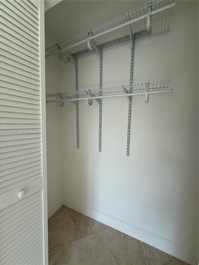 Building Photo - 300 NW 42nd St