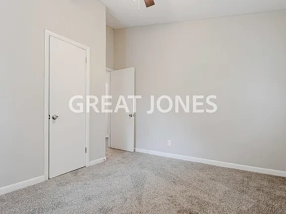 Building Photo - 2879 Doyle Ave