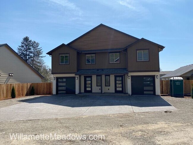 Primary Photo - 1020 Arthur Way NW