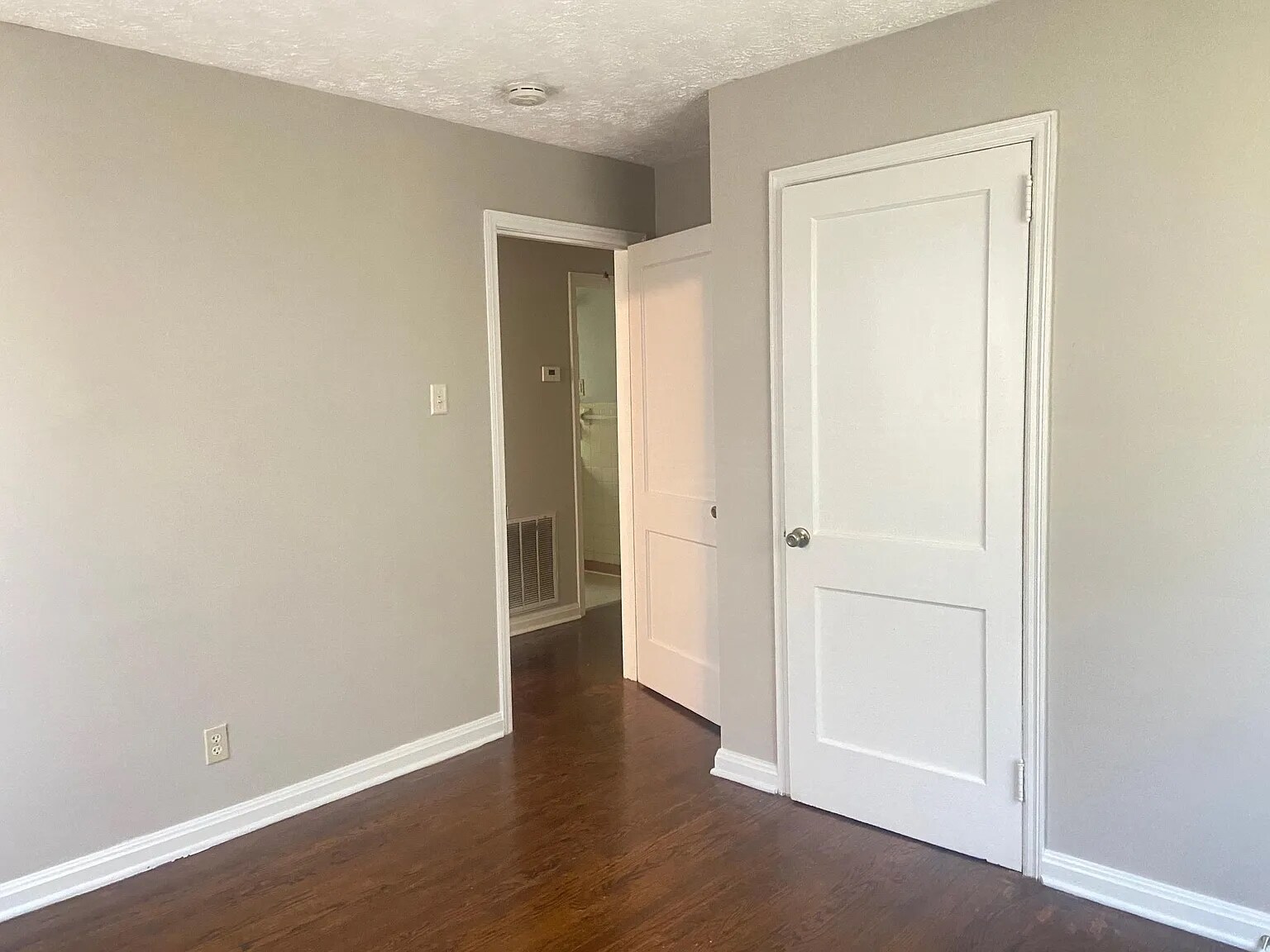 Building Photo - 3010 Boright Dr
