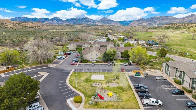 Building Photo - Wind River Apartment