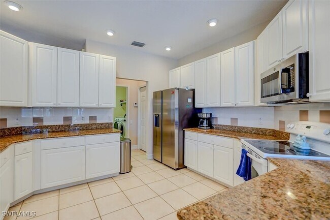 Building Photo - 5613 Harbour Cir