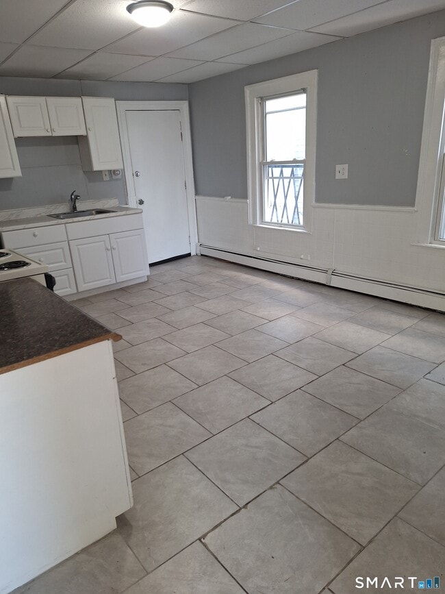 Building Photo - 199 Saltonstall Ave