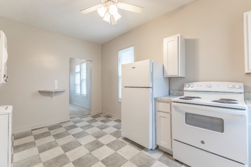 Building Photo - 6604 Ballard Ave